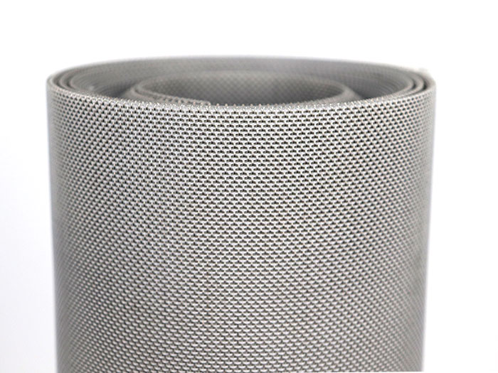 Spunlace mesh belt